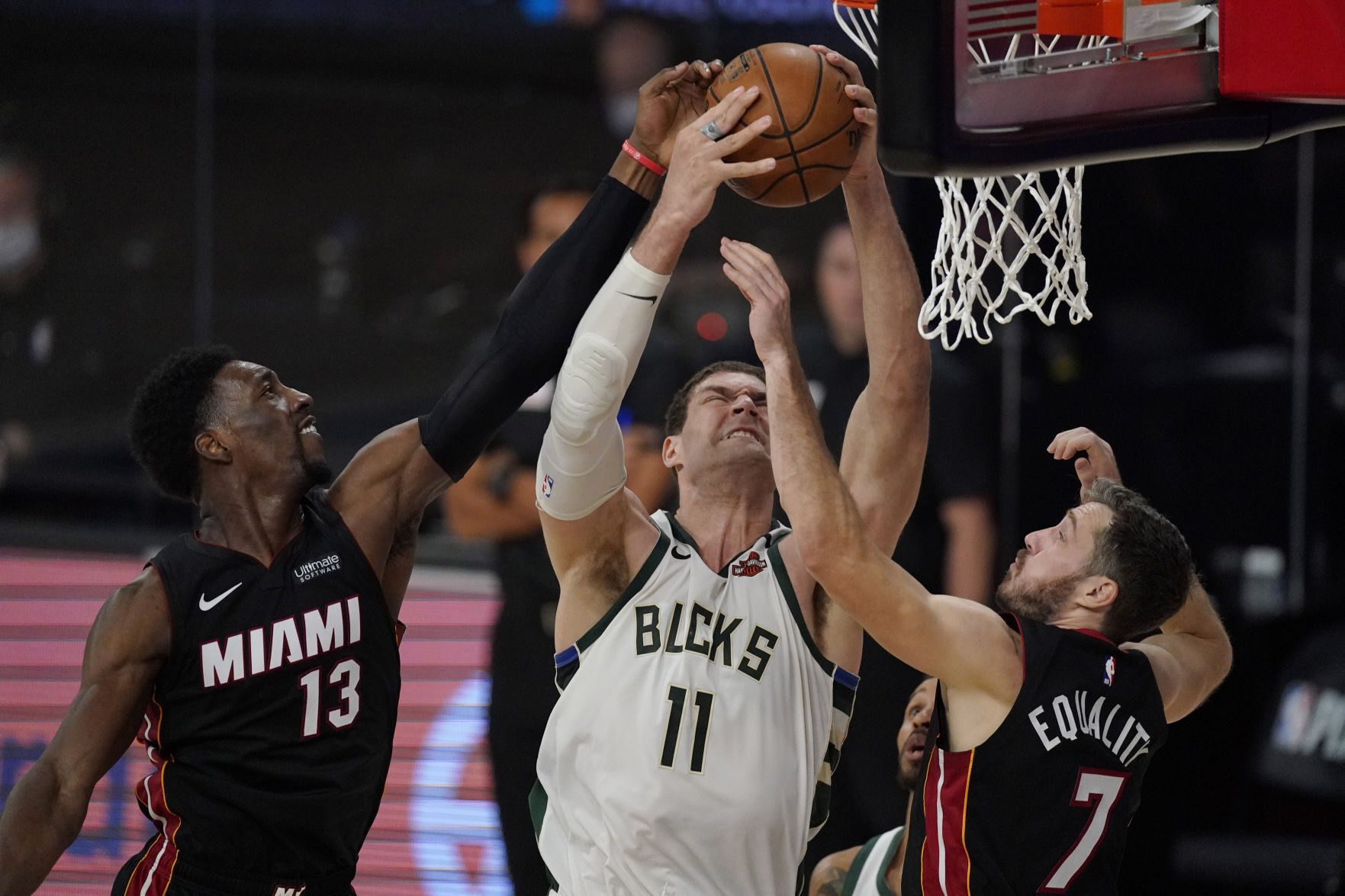 Heat 103, Bucks 94